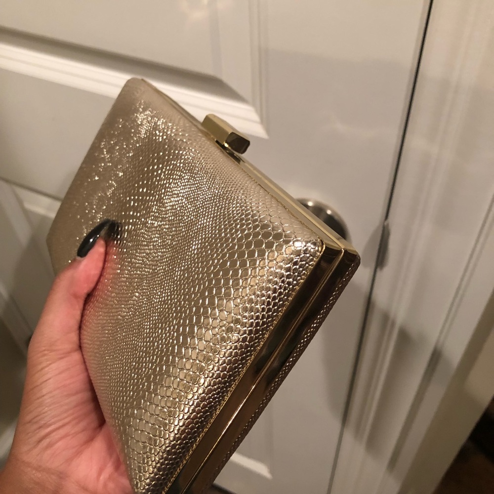 Gold clutch